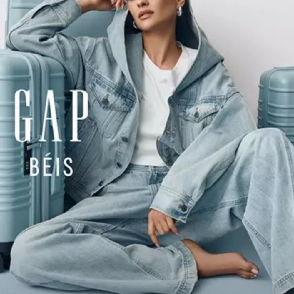 GAP beis Women's Light Blue barrel jeans